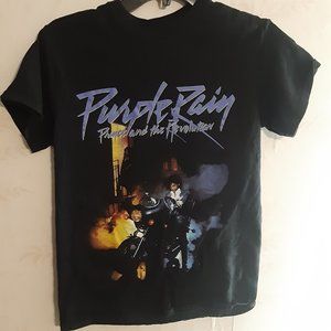 5/$20 Purple Rain Prince and the Revolution SS T Shirt in Size S